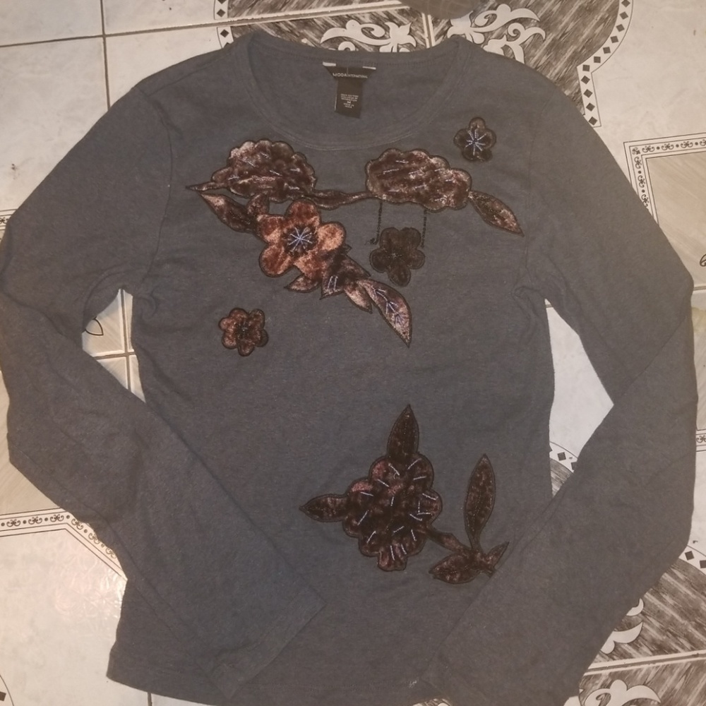 Victoria Secret Beaded Velvet Flowers Top M - Picture 3 of 4